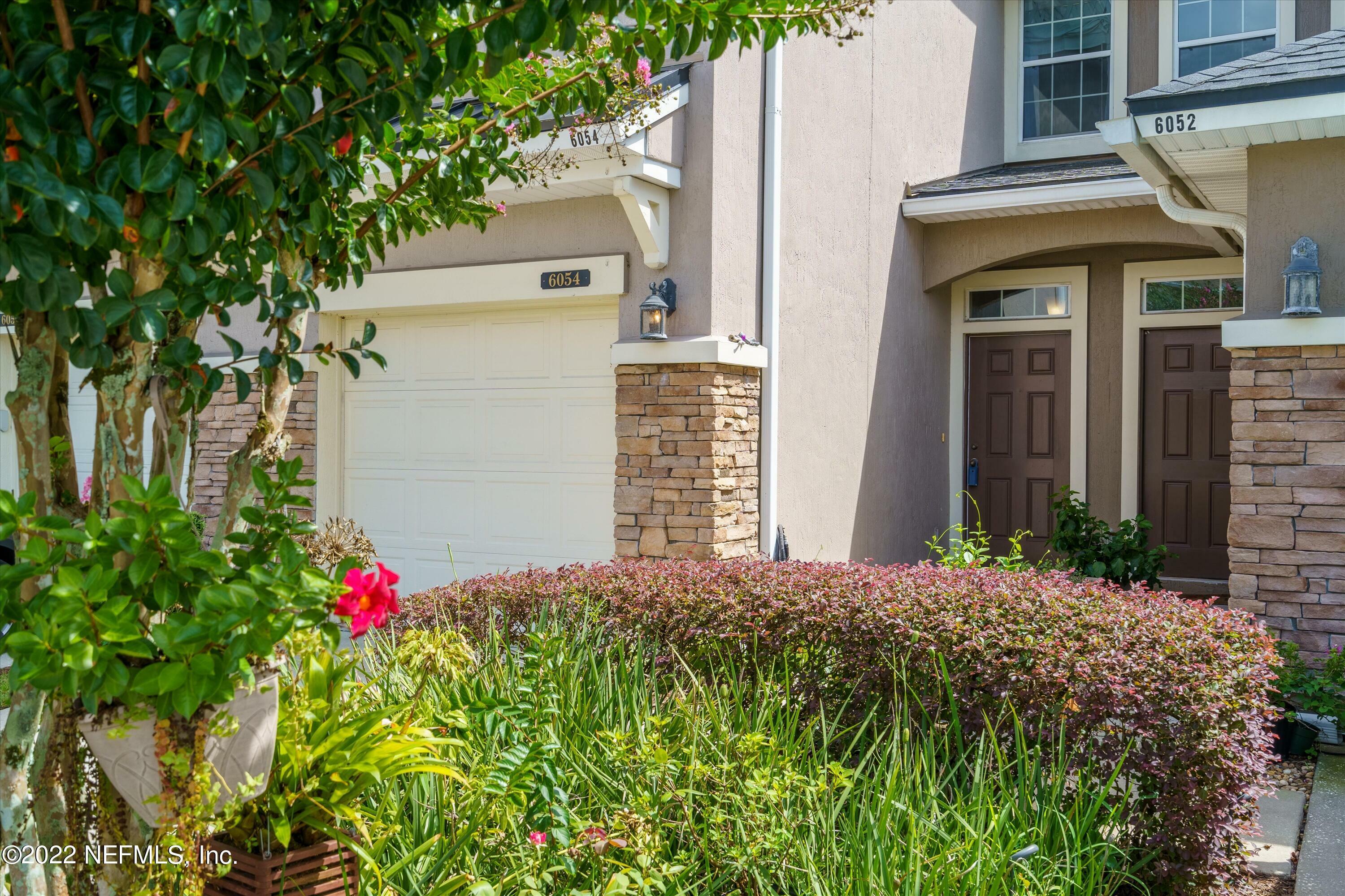 Property Photo: 6054 Bartram Village Drive FL 32258