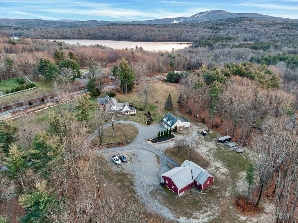 Property Photo:  39 Carter Rd  MA 01473 