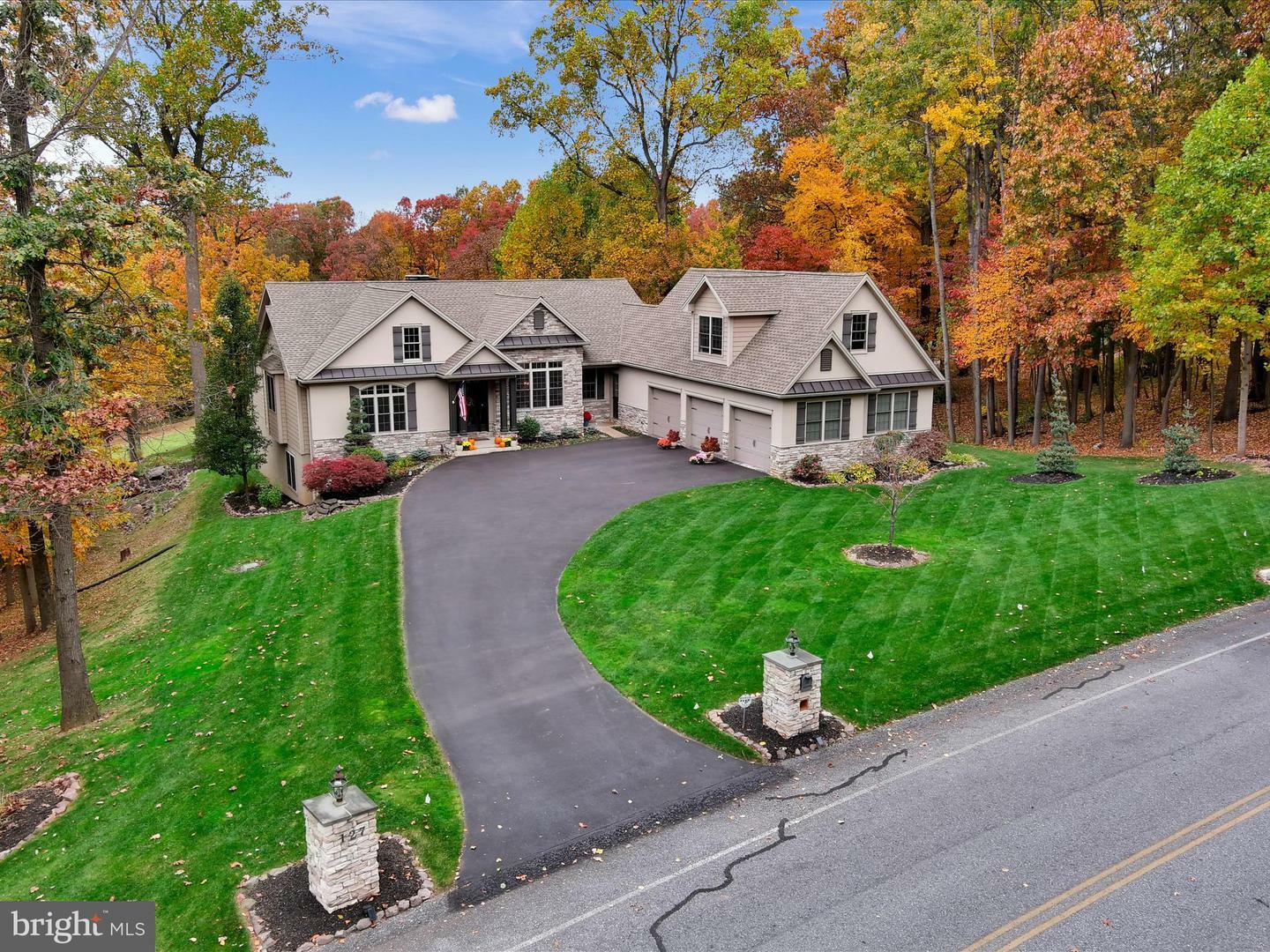 Property Photo:  127 Iron Valley Drive  PA 17042 