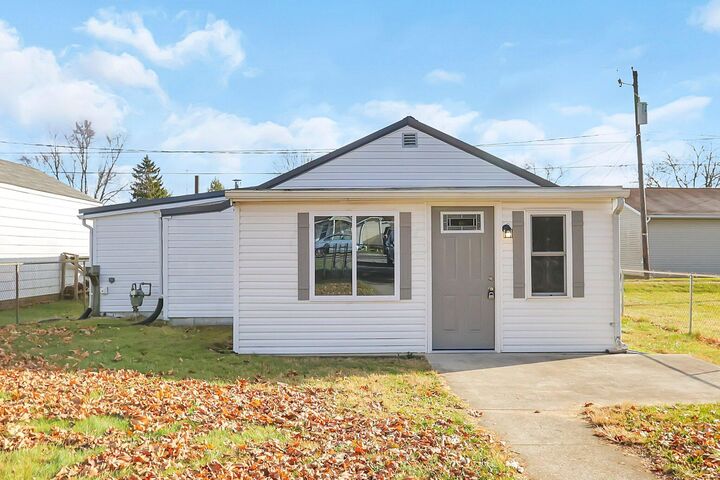 148 S 32nd Street  Newark OH 43055 photo