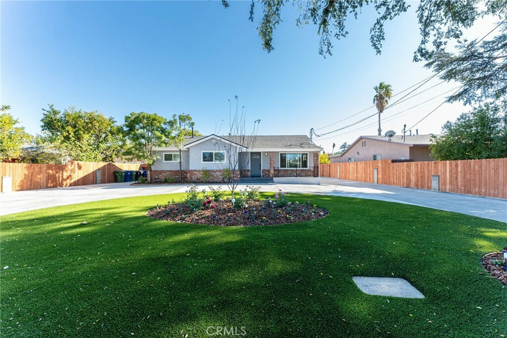 Property Photo:  7434 Hesperia Avenue  CA 91335 