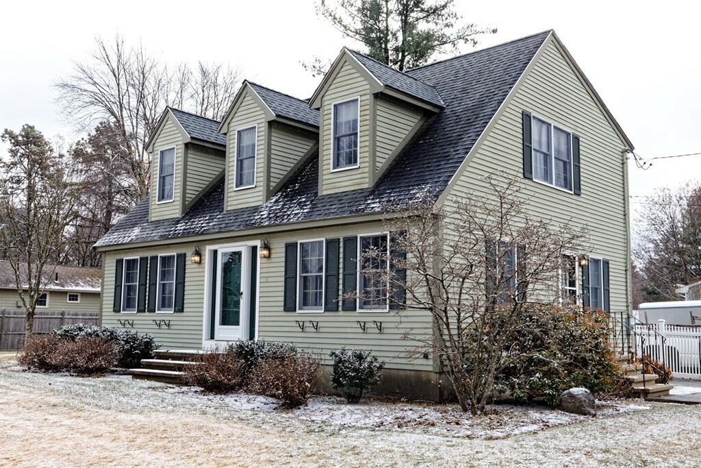 Property Photo:  43 Brookfield Rd  MA 01876 