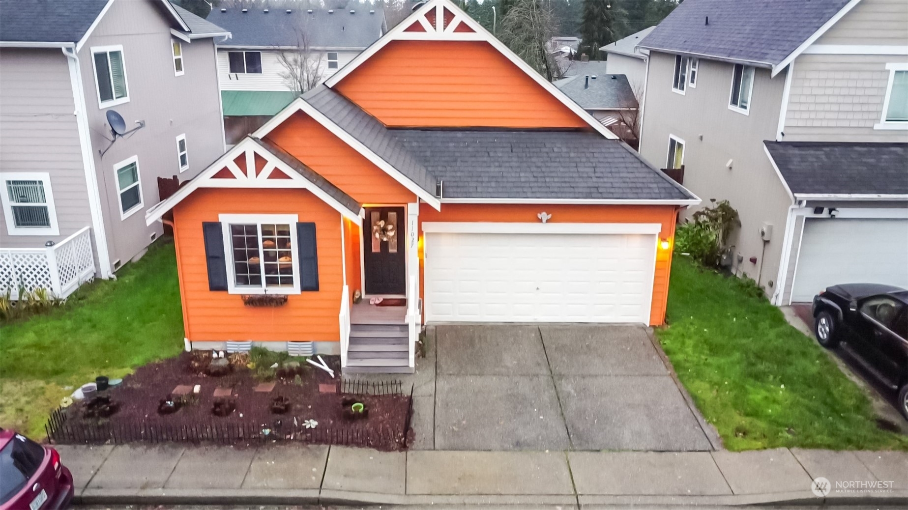 Property Photo: 11027 Meridian Drive SE 25 WA 98208