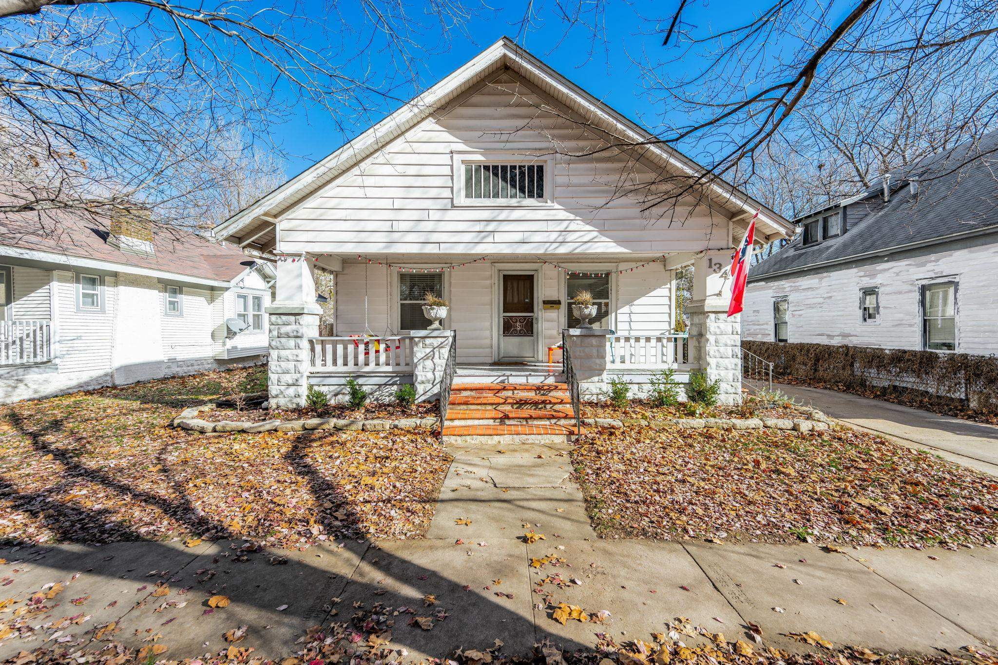 Property Photo:  134 N Green St  KS 67214 