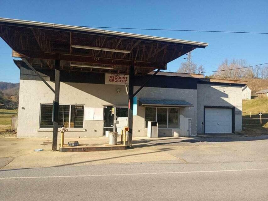 16375 Horton Highway Highway  Chuckey TN 37641 photo