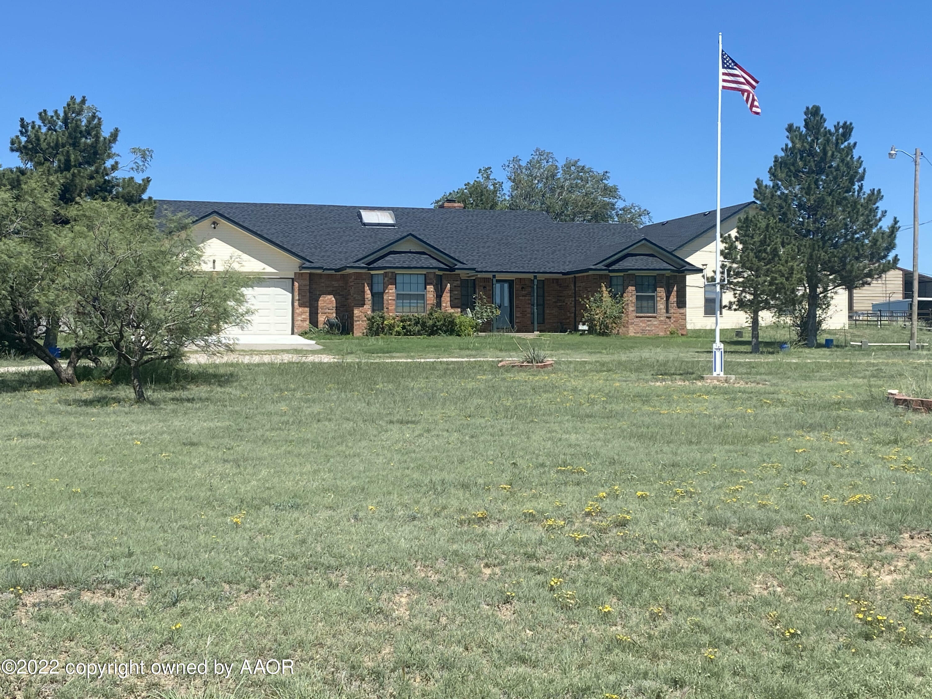 Property Photo:  950 Kachina Drive  TX 79124 