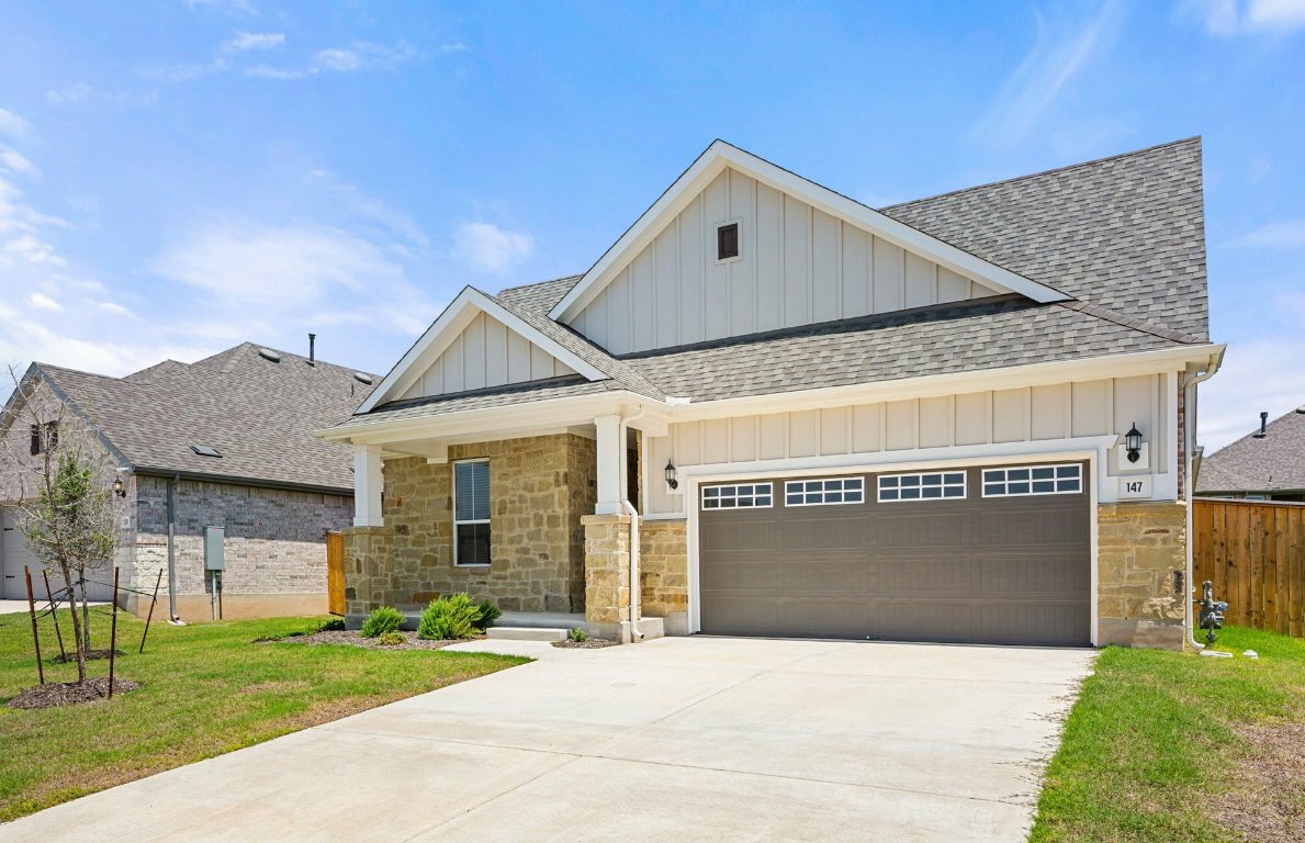 Property Photo: 147 Muddy Creek Way TX 78640