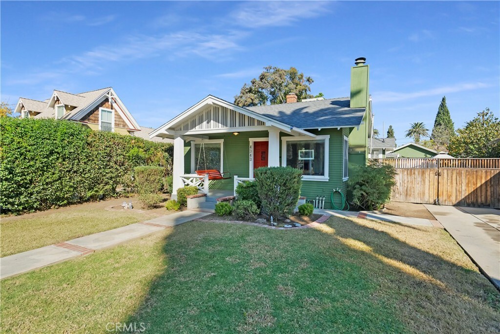 Property Photo:  4343 Edgewood Place  CA 92506 