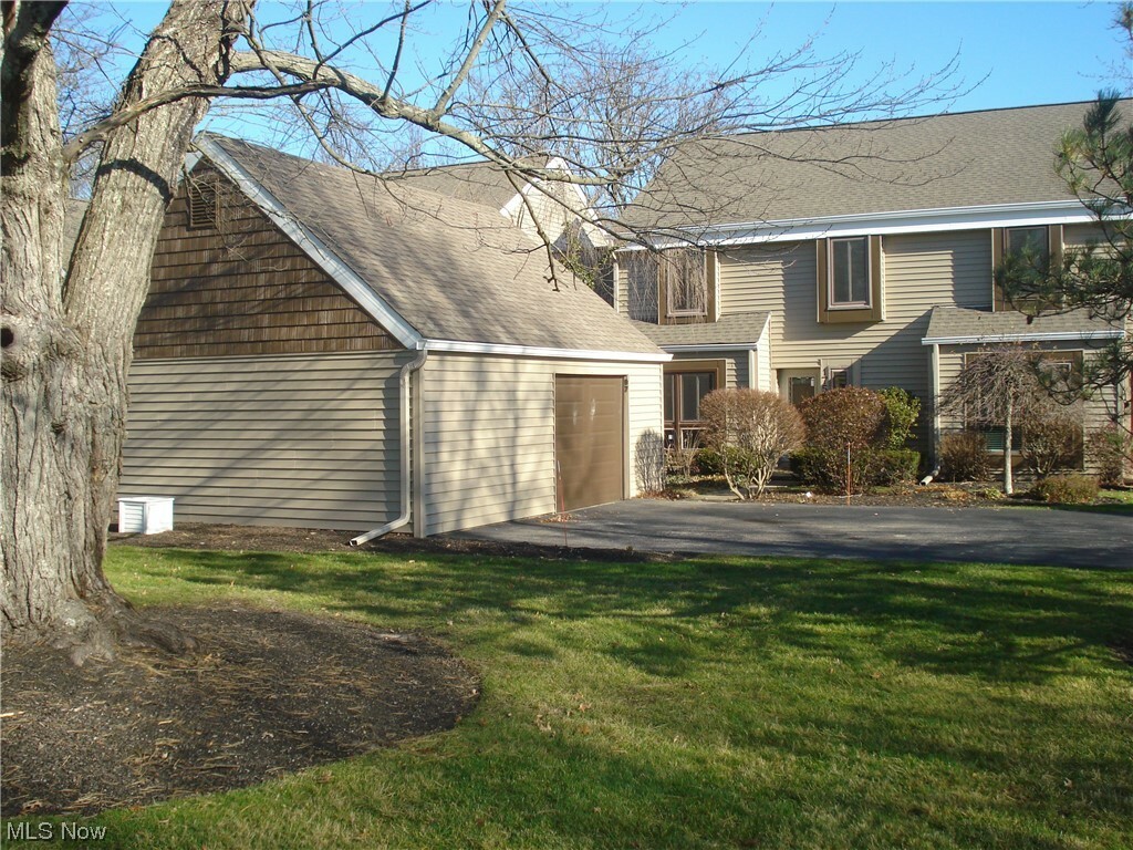 Property Photo:  17507 Fairlawn Drive A-4  OH 44023 