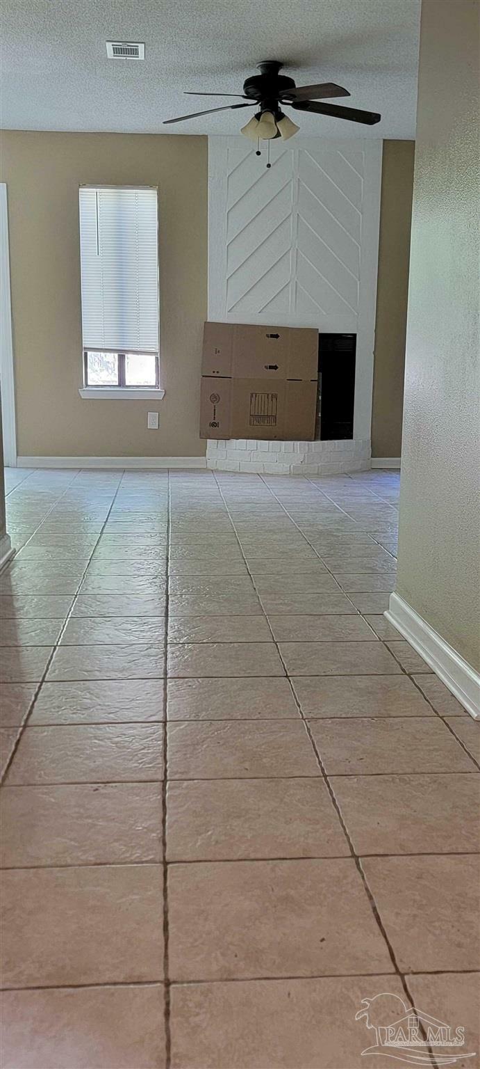 Property Photo:  9725 US Hwy 98 Apt 6  FL 32506 