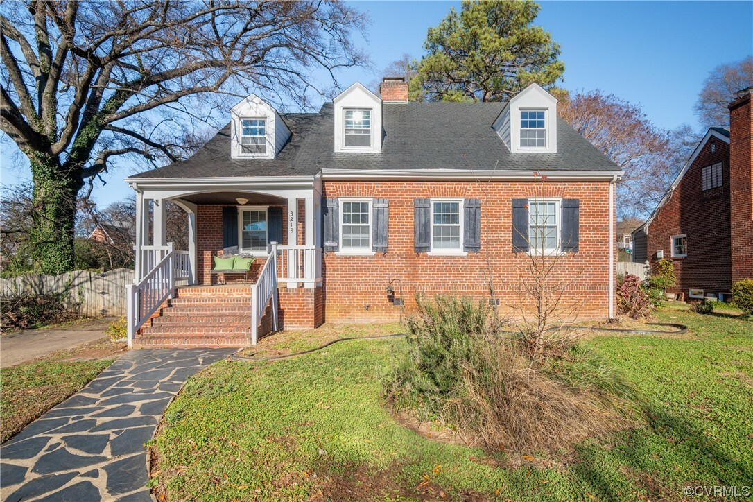 Property Photo: 3218 Douglasdale Road VA 23221