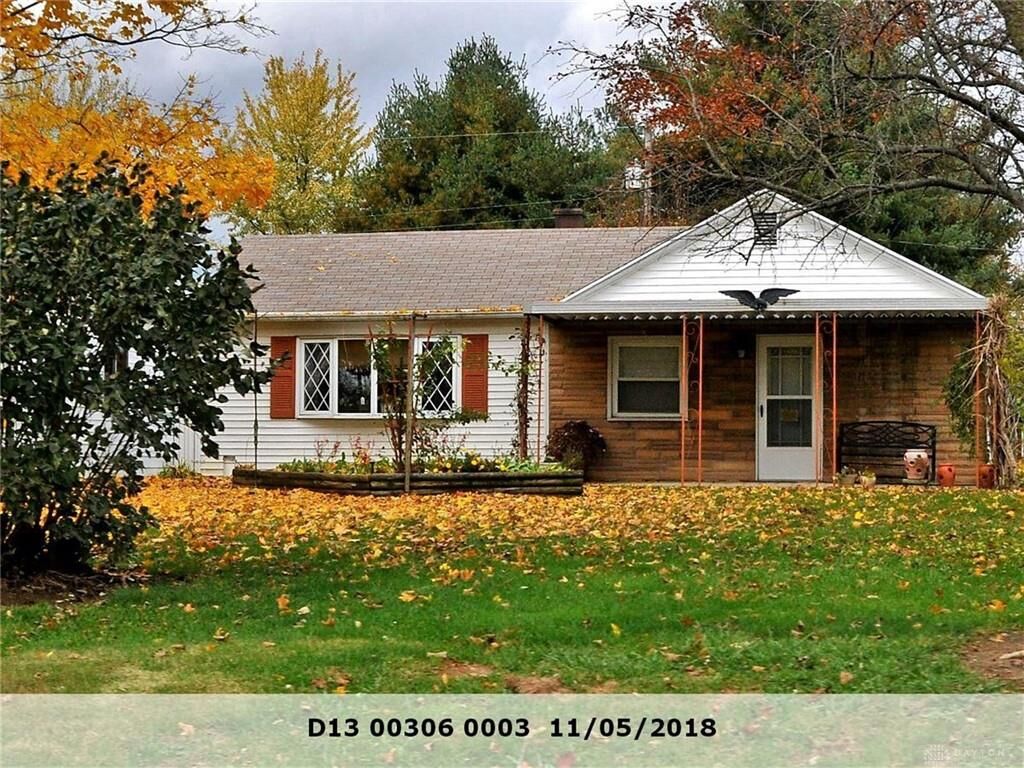 Property Photo: 8619 Upper Miamisburg Road OH 45342