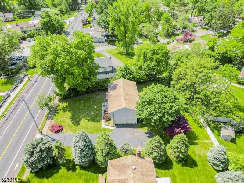 Property Photo: 417 Black Oak Ridge Rd NJ 07470