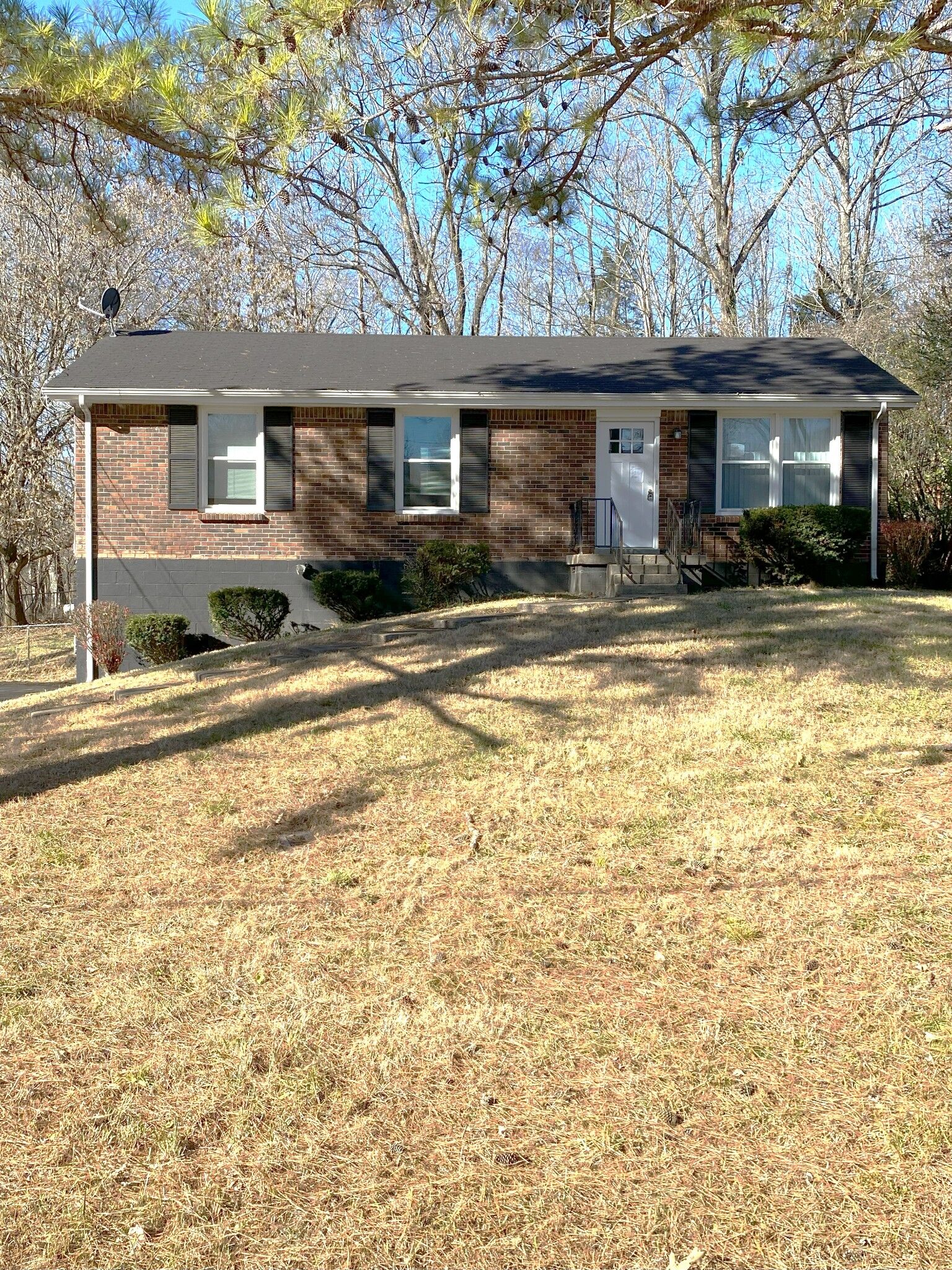Property Photo:  342 Golden Dr  TN 37040 