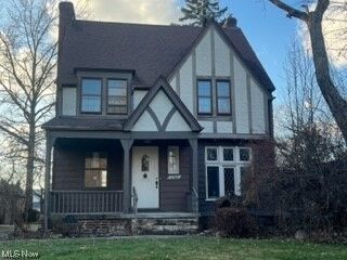 Property Photo:  2292 Allison Road  OH 44118 