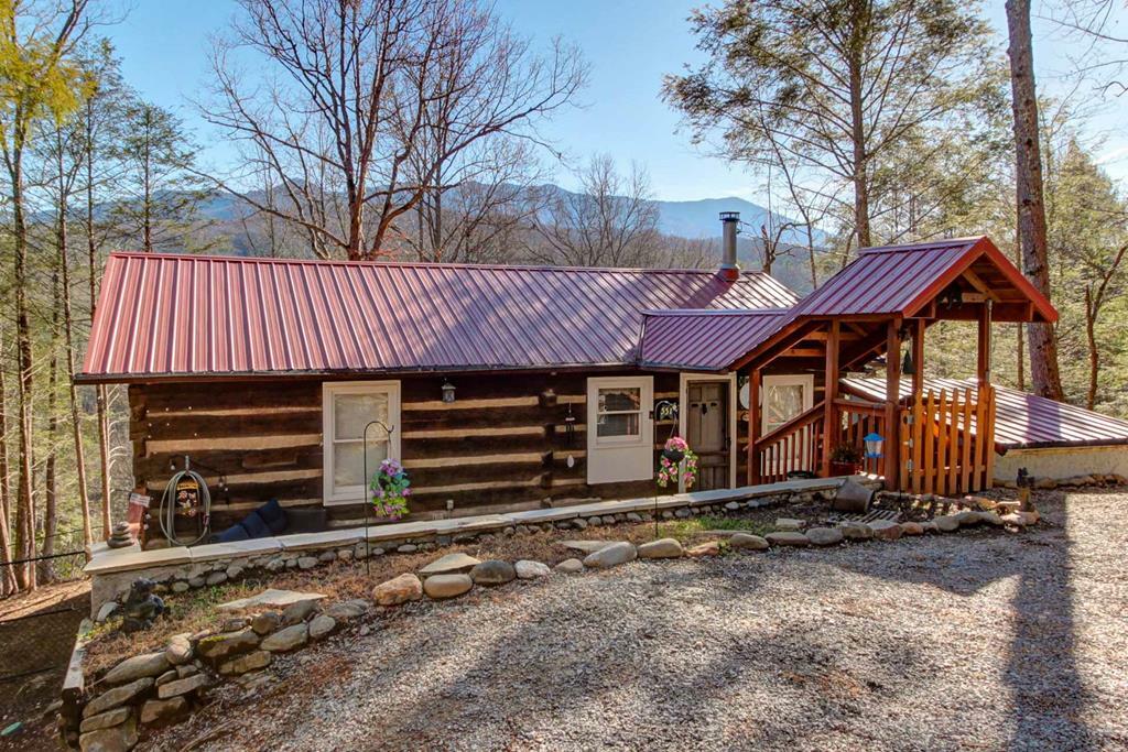 551 Bruce Road  Gatlinburg TN 37738 photo