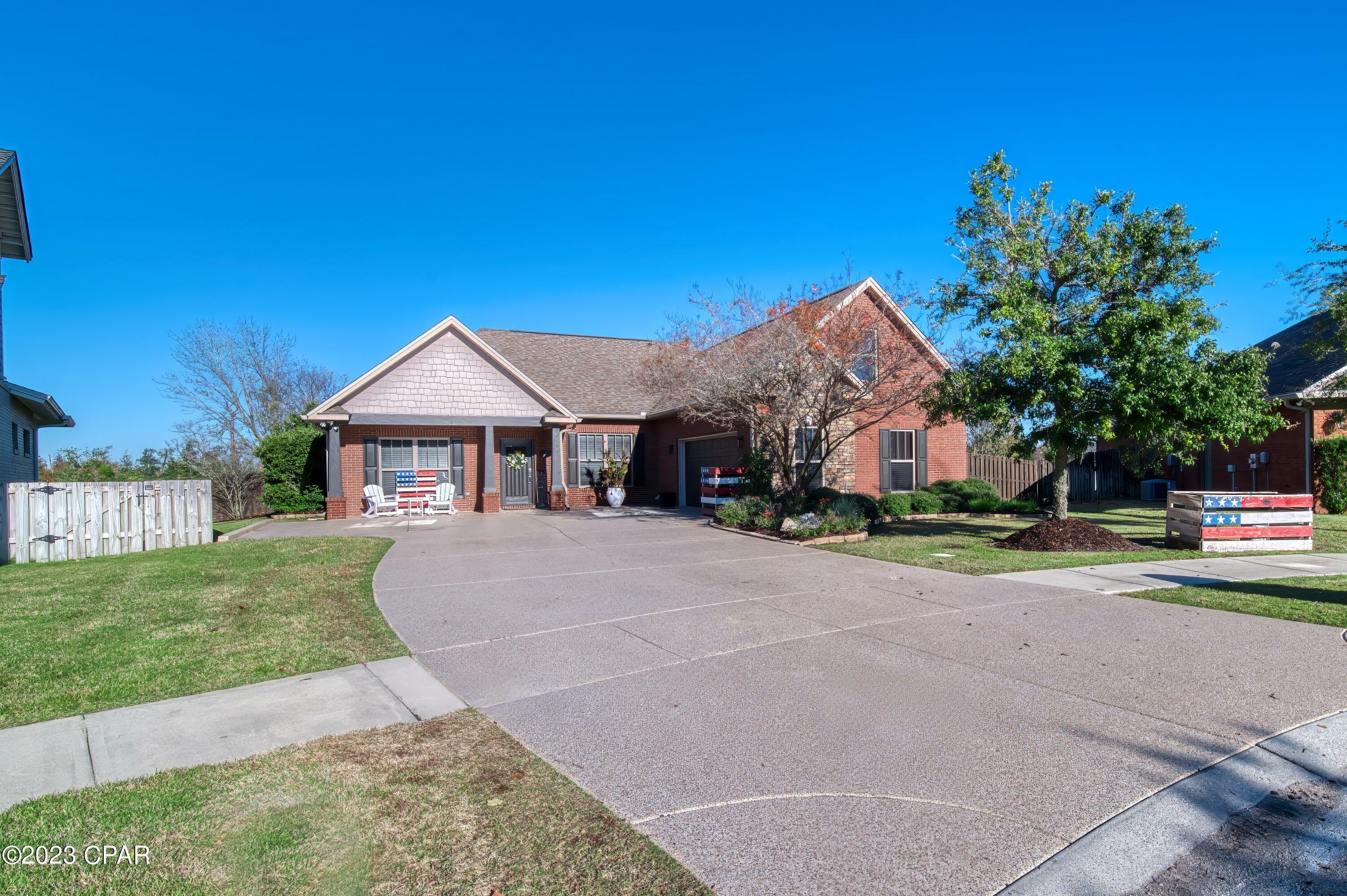 Property Photo: 118 Lakeview Terrace FL 32444