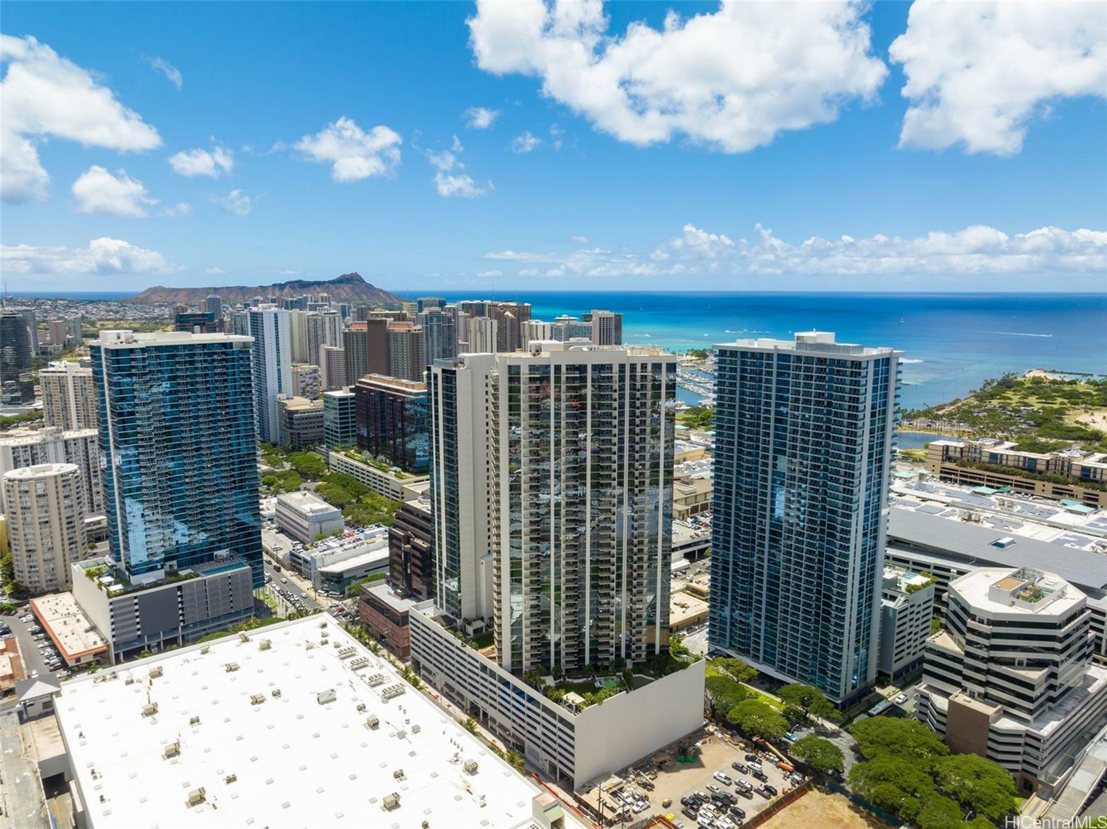 Property Photo:  1388 Kapiolani Boulevard 1611  HI 96814 