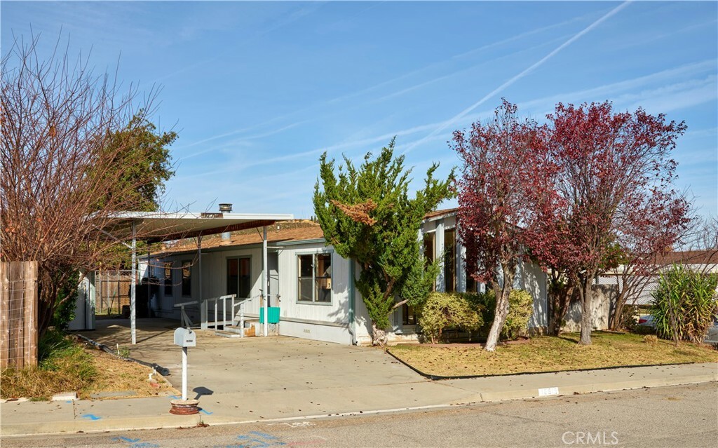 Property Photo:  10515 Cuesta Court  CA 93422 