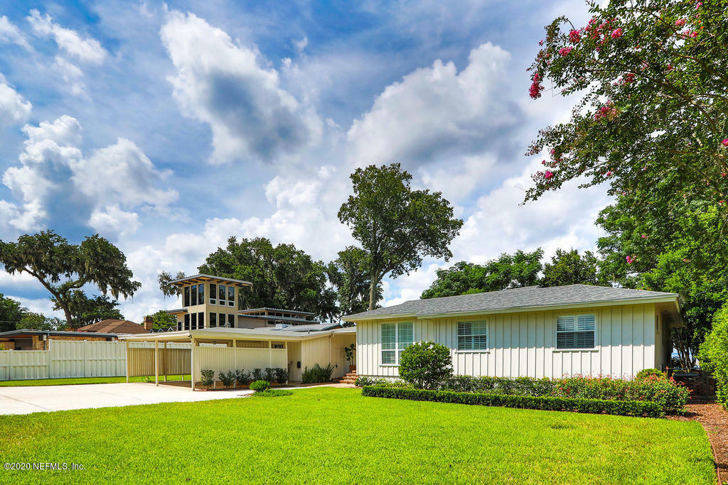 Property Photo:  7640 Smullian Trail W  FL 32217 