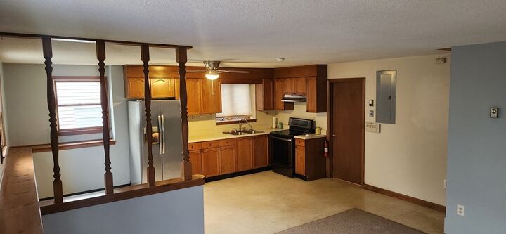 Property Photo:  86 Albert 0  MA 01151 