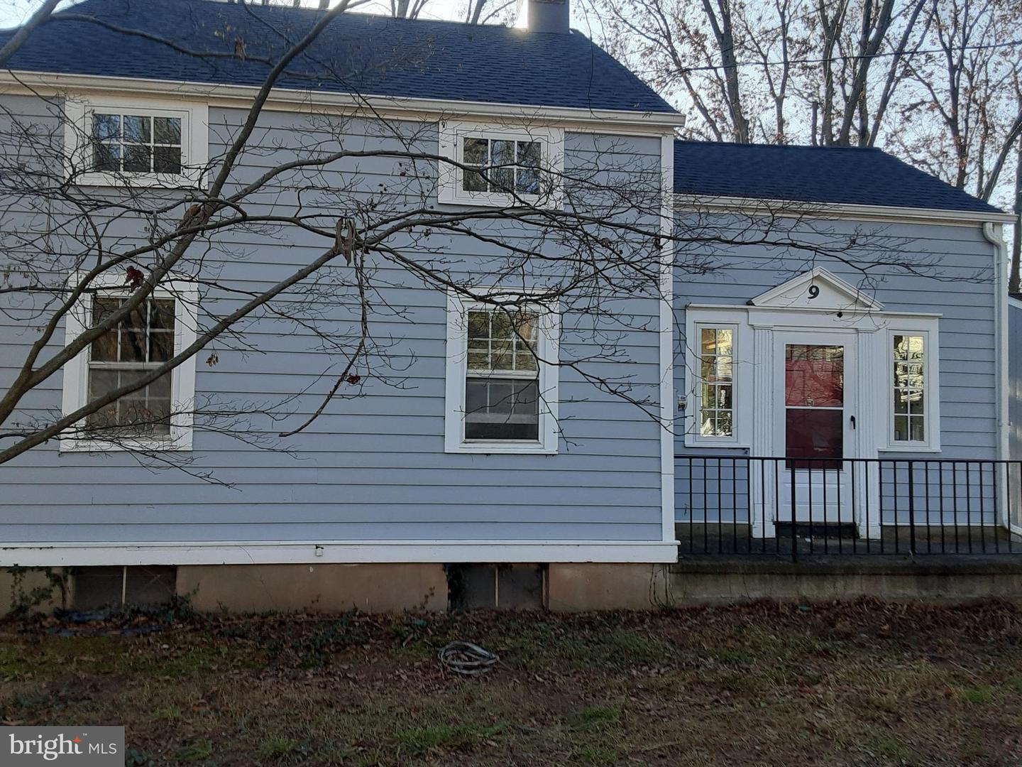 Property Photo:  9 Basin Street  NJ 08540 