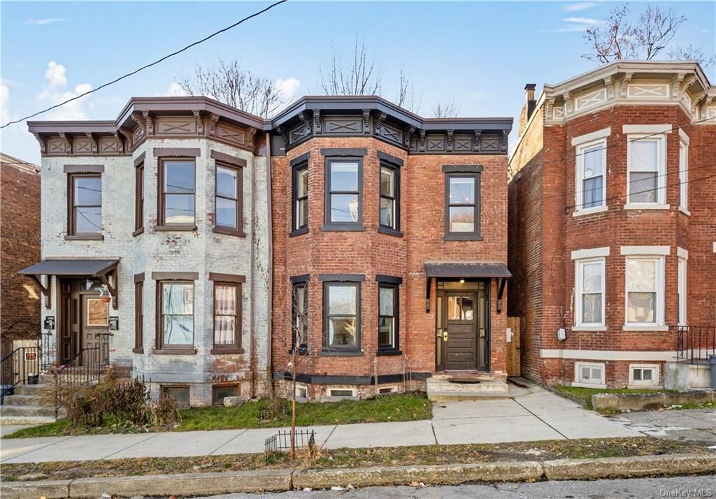 Property Photo: 41 Benkard Avenue NY 12550