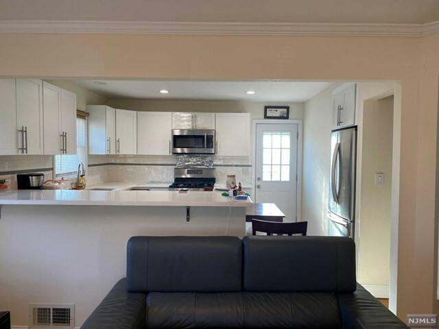 Property Photo: 836 Pleasantview Terrace NJ 07657
