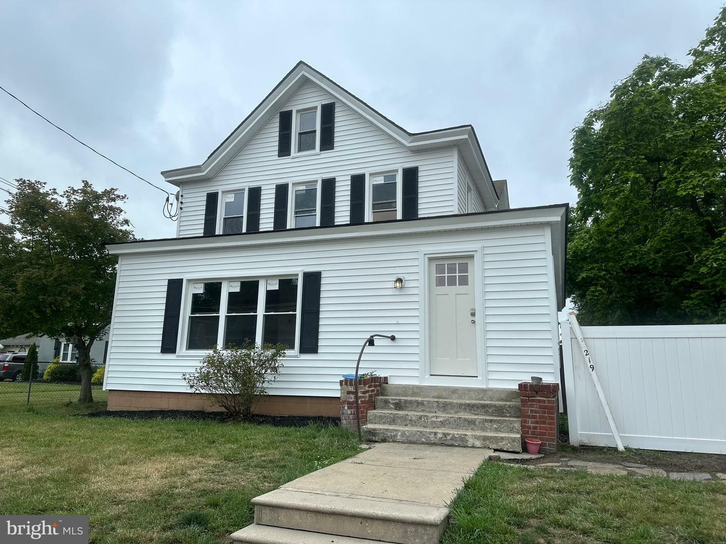 Property Photo: 219 S Main Street 4 NJ 08318
