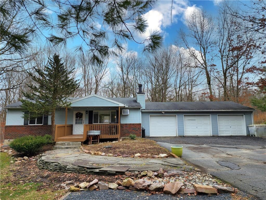 Property Photo:  53 Cold Spring Drive  PA 18229 