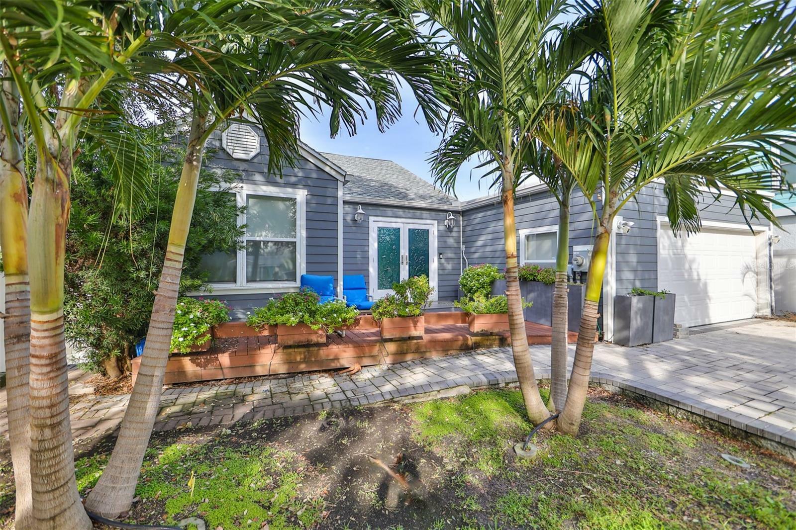 Property Photo:  14075 N Bayshore Drive  FL 33708 