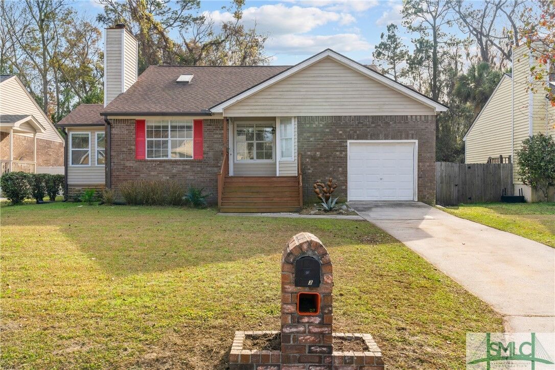 Property Photo:  113 Bobstay Court  GA 31410 