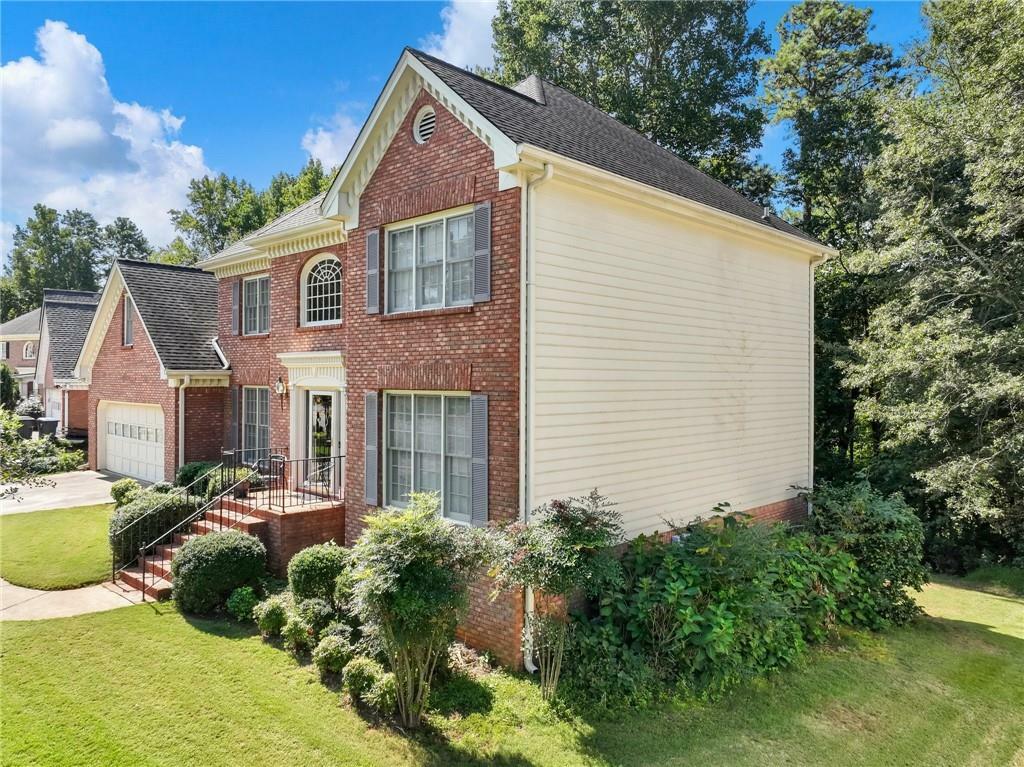 Property Photo: 2032 Queen Victoria Court GA 30043