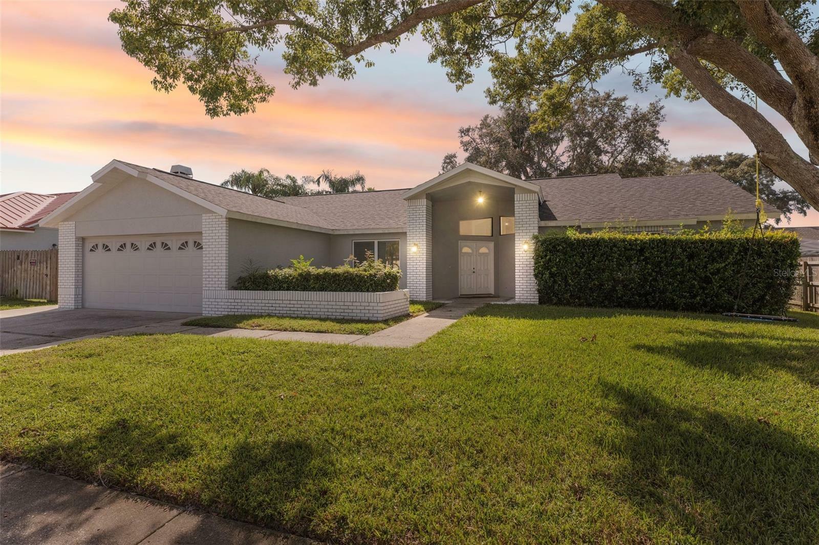 Property Photo:  2071 Glenbrook Drive  FL 34698 