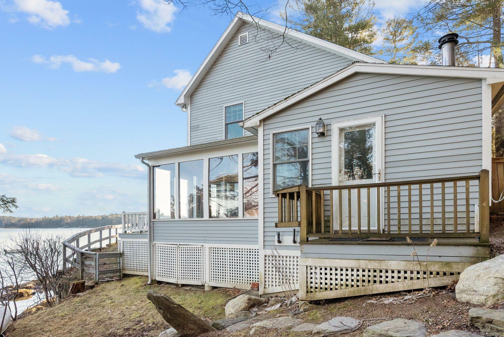 Property Photo:  27 S Dyers Cove Road  ME 04079 