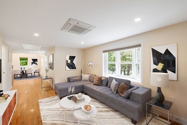 Property Photo:  7 Glen Ave  MA 01803 