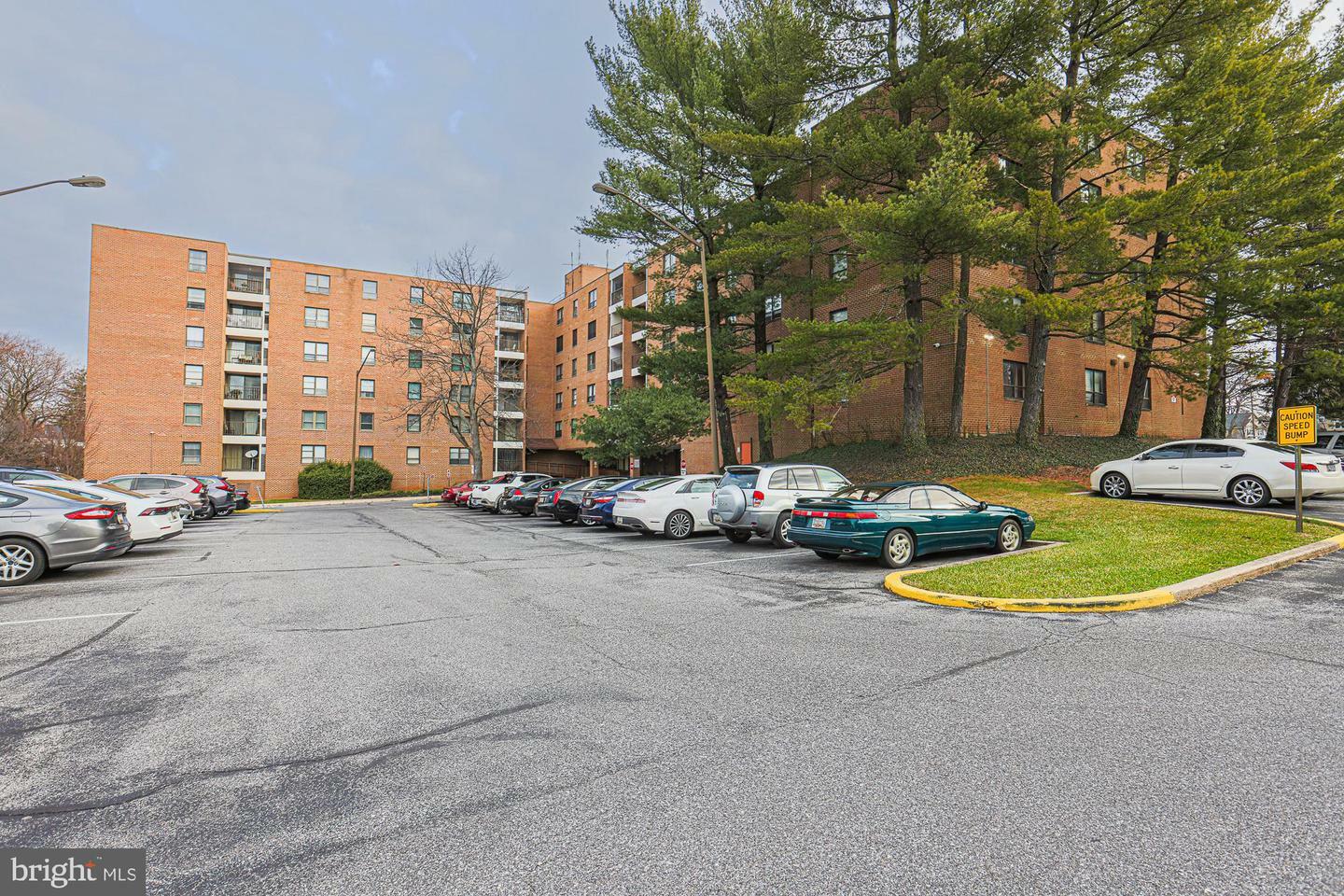 Property Photo:  6317 Park Heights Avenue 104  MD 21215 