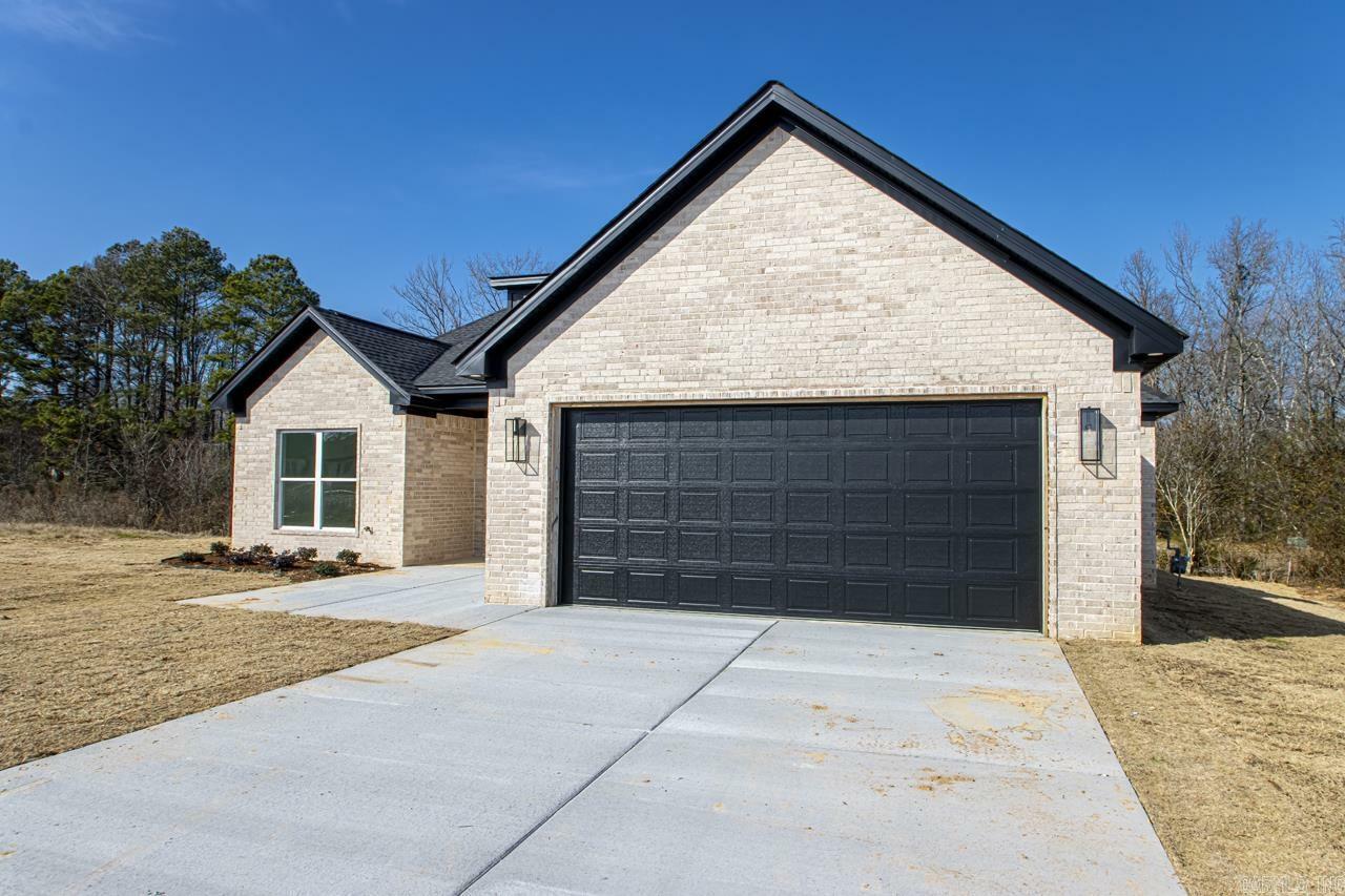 Property Photo:  6058 Coral Ridge  AR 72022 