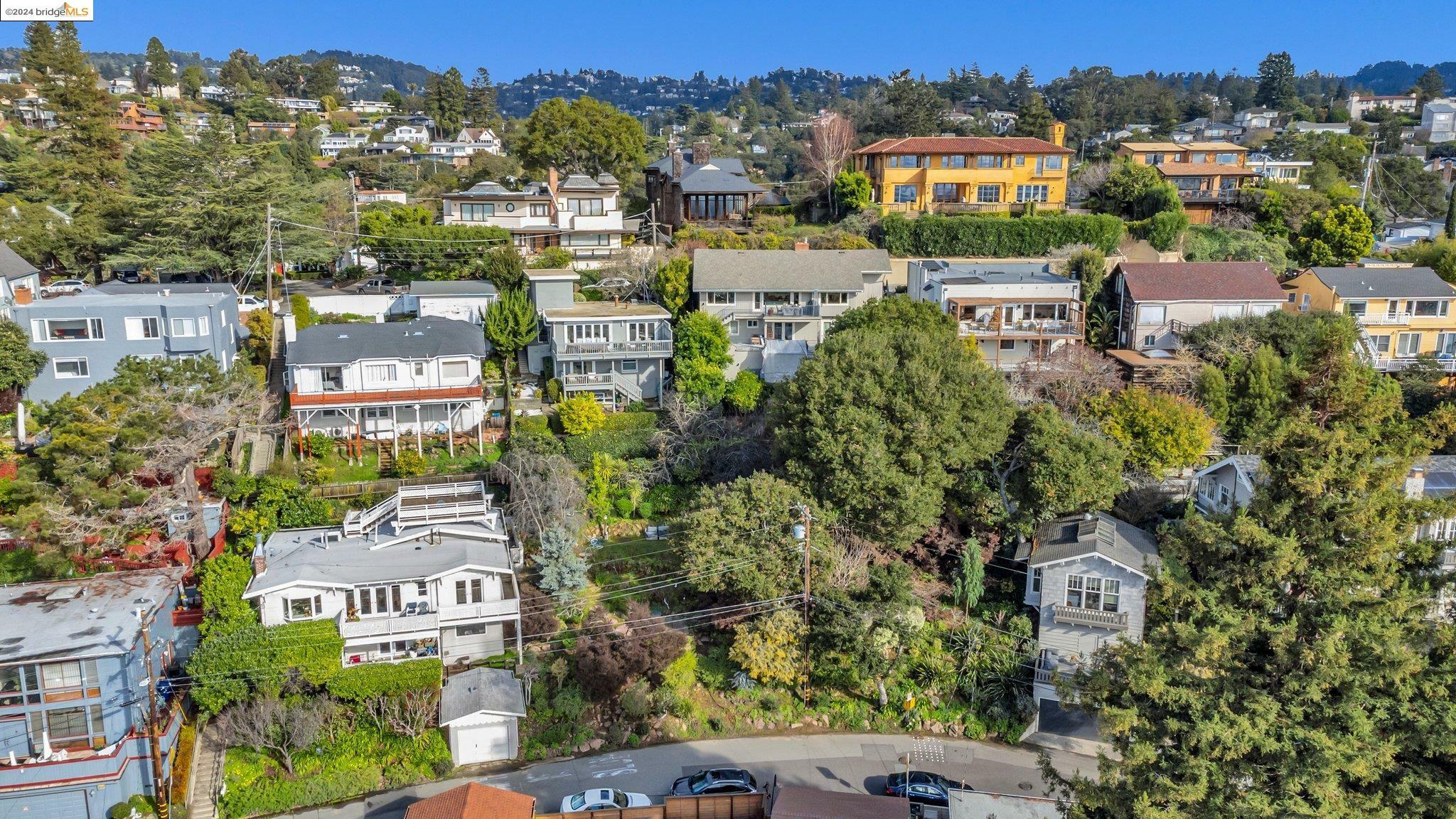 Property Photo: 150 Scenic Ave CA 94611