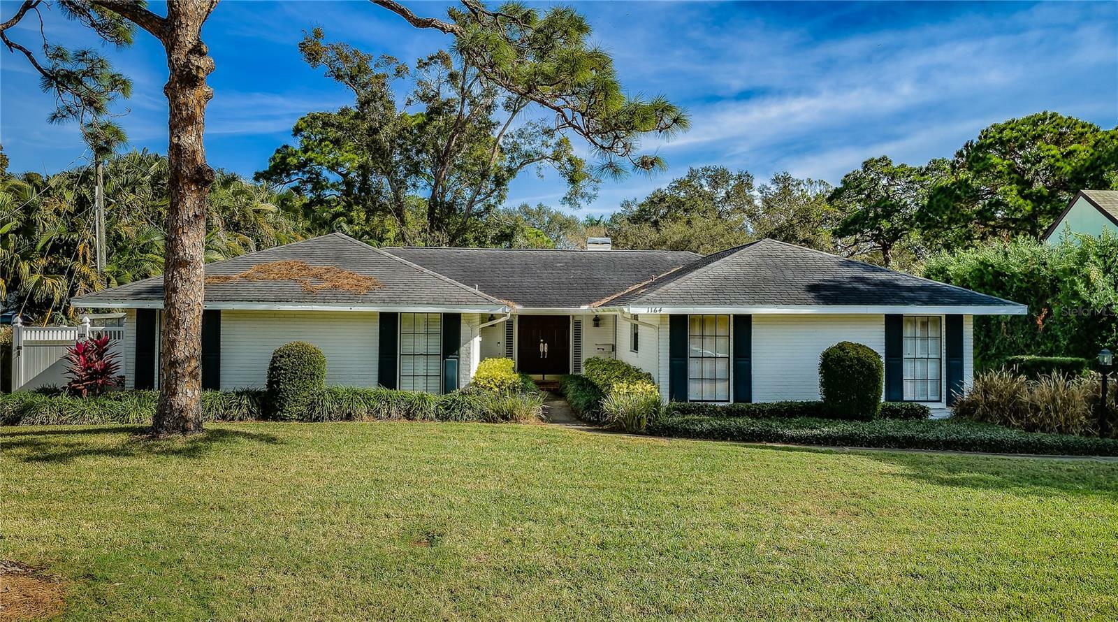 Property Photo:  1164 Murok Way S  FL 33705 