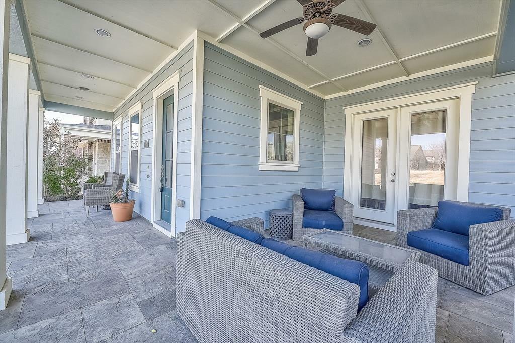 Property Photo:  1016 Peacock Boulevard  TX 75007 