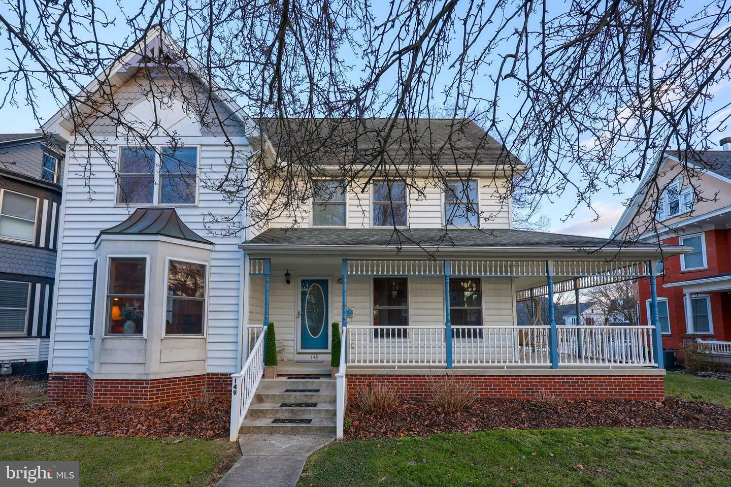 Property Photo:  149 S Broad Street  PA 17543 