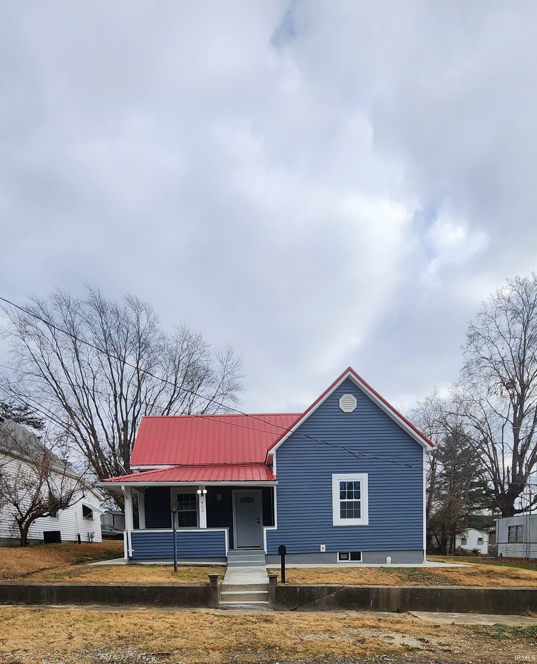 Property Photo:  423 N Jackson Street  IN 47660 