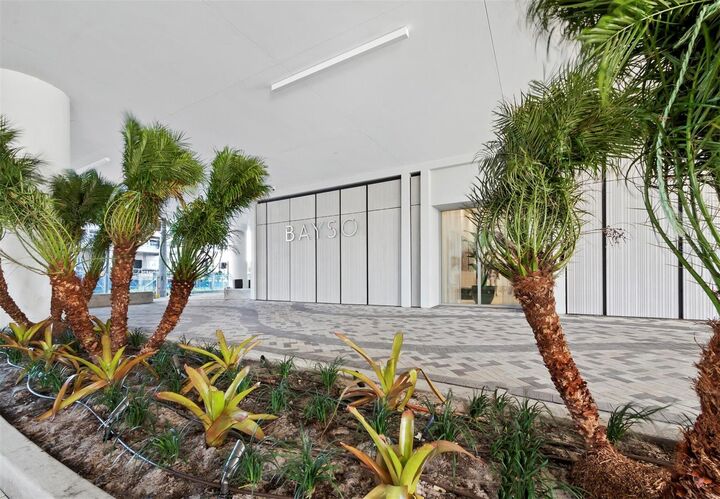 Property Photo: 301 Quay Commons 1907 FL 34236