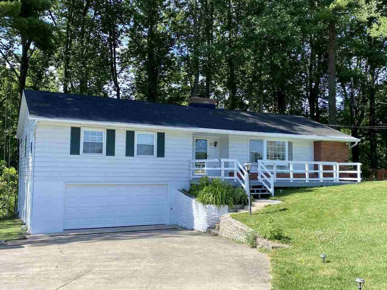 Property Photo: 3033 W National Road IN 47374