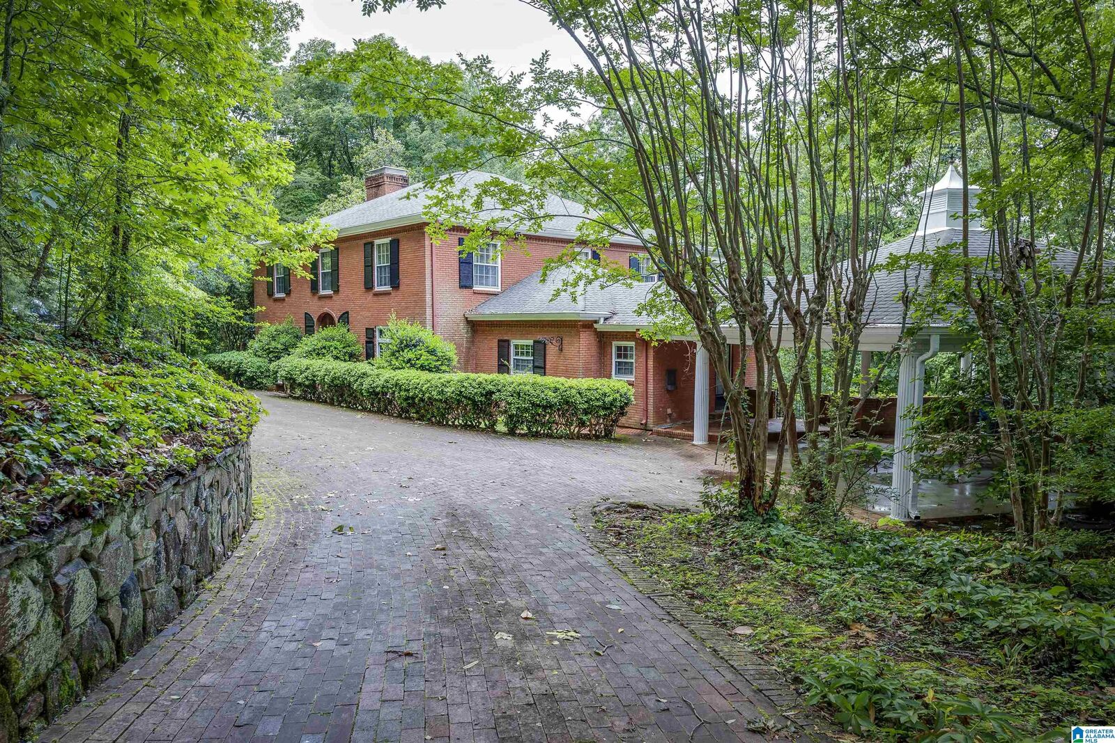 House for sale in Anniston 526 Hillyer High Road, Anniston, AL 36207