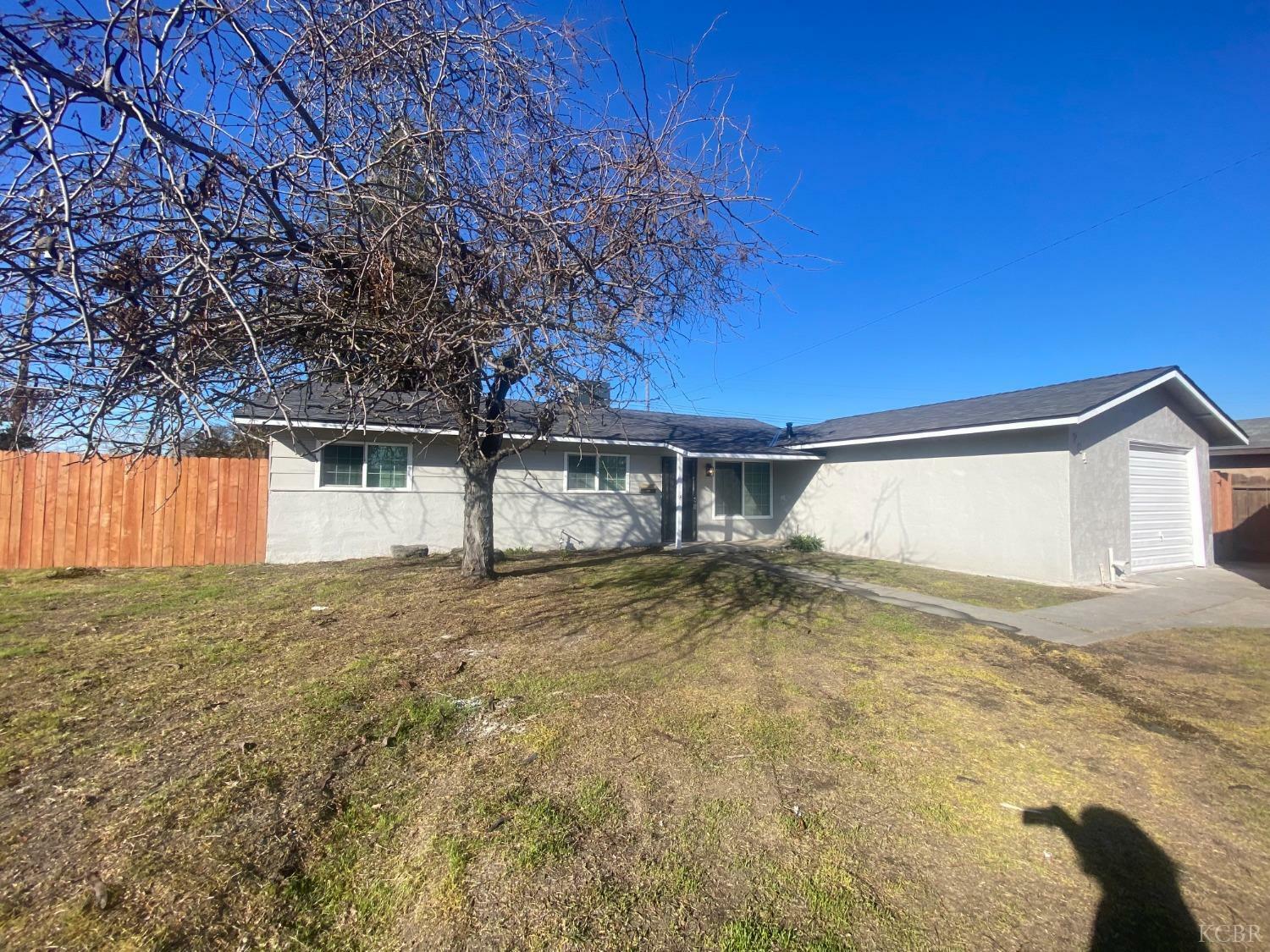 Property Photo:  764 Kavanaugh Street  CA 93230 