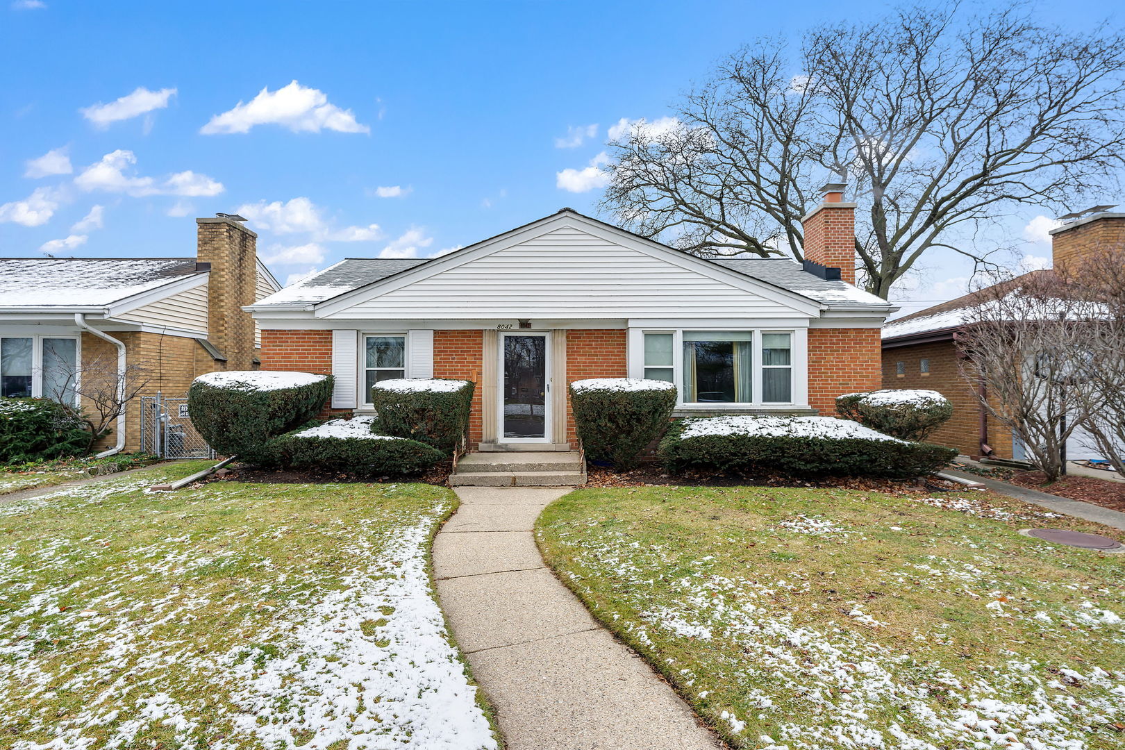 8042 Keystone Avenue  Skokie IL 60076 photo