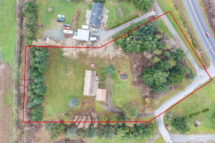 Property Photo: 29462 State Route 20 WA 98277