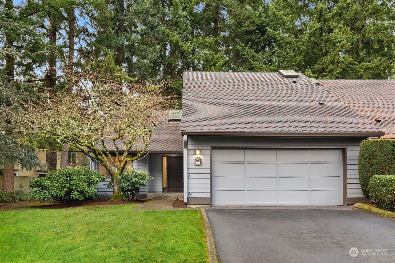 Property Photo:  1745 159th Avenue NE 4  WA 98008 